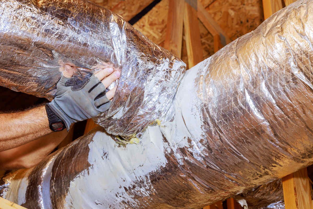 duct-sealing-energy-efficiency-reduces-conditioned-air-loss